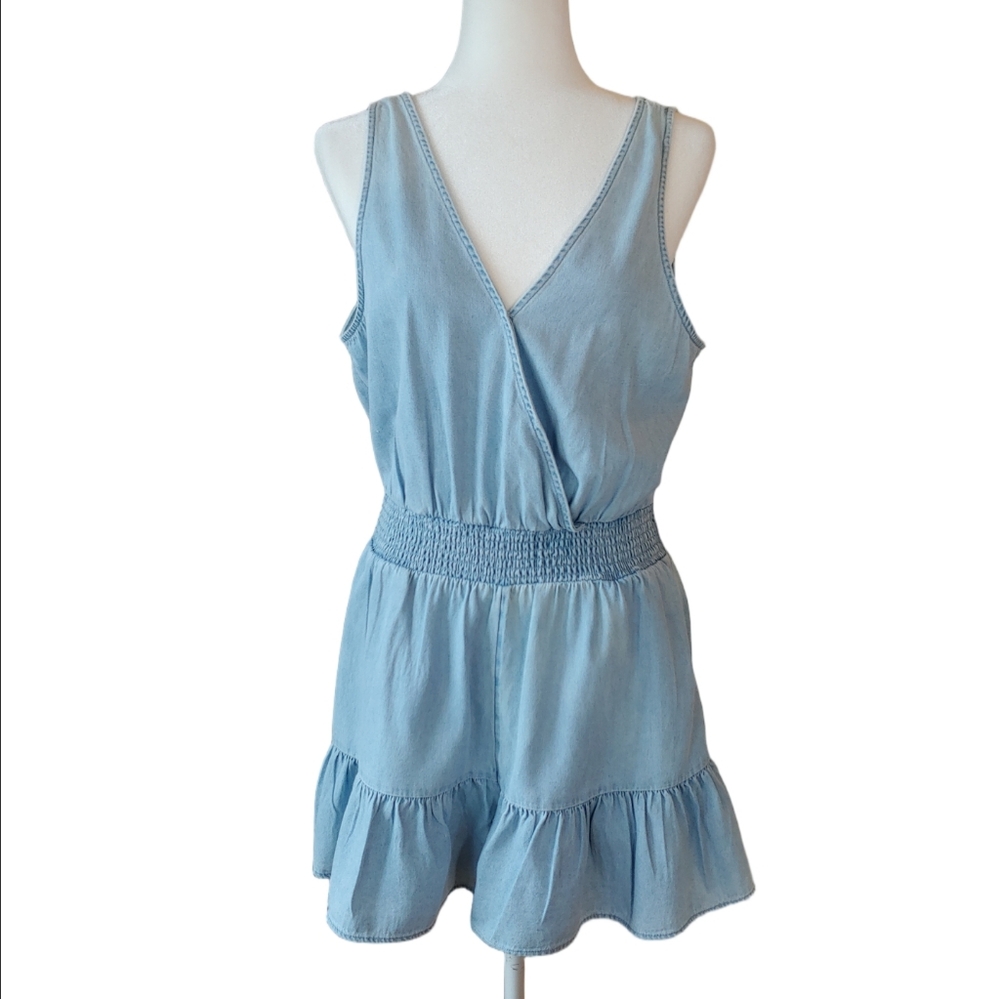 American Eagle Outfitters Sky Blue Denim V-Neck Ruffled Romper Women's Large
